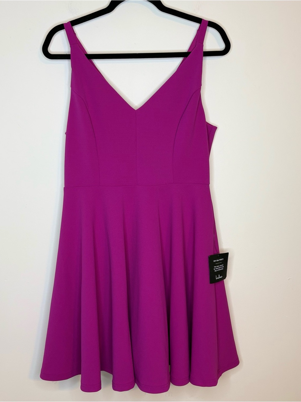 Lulu's NWT Fuchsia V-Neck Fit & Flare Mini Skater Dress Size Large